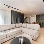Villa Luxury Kaia -heated Pool, Sea View, Jacuzzi, Gym And Sauna *