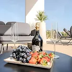 Luxury Kaia -heated Pool, Sea View, Jacuzzi, Gym And Sauna וילה וודיצה