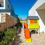 Luxury Kaia -heated Pool, Sea View, Jacuzzi, Gym And Sauna וודיצה