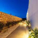 Luxury Kaia -heated Pool, Sea View, Jacuzzi, Gym And Sauna וילה וודיצה
