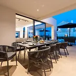 Luxury Kaia -heated Pool, Sea View, Jacuzzi, Gym And Sauna וודיצה