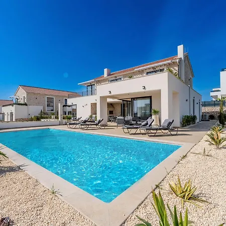 Villa Luxury Kaia -heated Pool, Sea View, Jacuzzi, Gym And Sauna *
