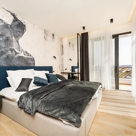 Villa Luxury Kaia -heated Pool, Sea View, Jacuzzi, Gym And Sauna *