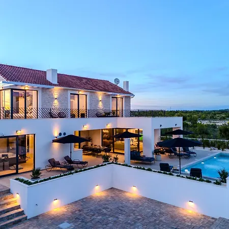 Luxury Kaia - Sea View, Heated Pool, Jacuzzi, Gym And Sauna *