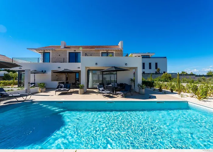 Luxury Kaia -heated Pool, Sea View, Jacuzzi, Gym And Sauna Villa Vodice