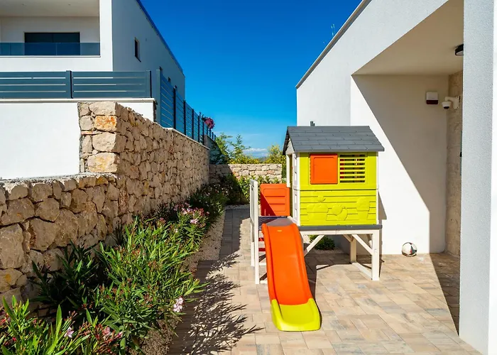 Luxury Kaia -heated Pool, Sea View, Jacuzzi, Gym And Sauna Vodice