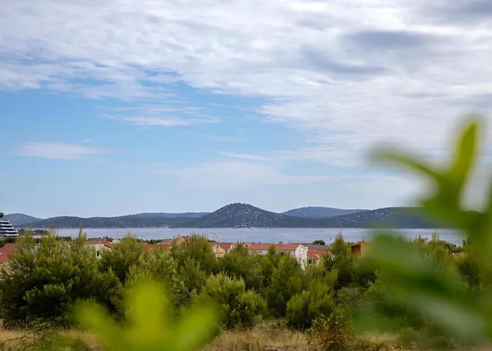 Luxury Kaia -heated Pool, Sea View, Jacuzzi, Gym And Sauna